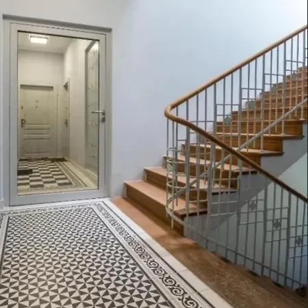 Apartment Old Town - Wielopole W6 *